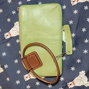 Nino Bossi green wristlet purse